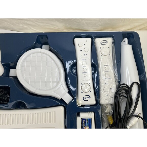 Interact Video‎ Game Entertainment System G5400 Retro 2 Game cartridges 40  in 1 - Picture 4 of 9